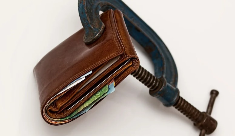 The rat kiter is the one who ...